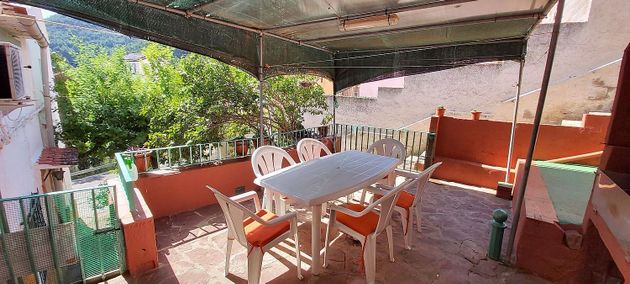 Foto 2 de Casa en venda a calle Puentecico de 3 habitacions amb terrassa i aire acondicionat