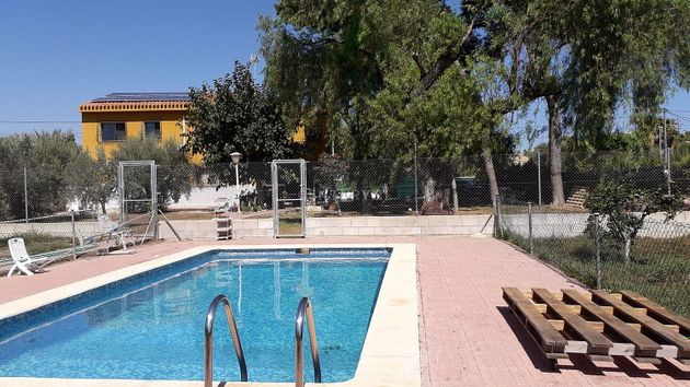 Foto 2 de Casa adossada en venda a calle Vicente Lillo Cánovas de 6 habitacions amb terrassa i piscina