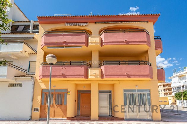 Foto 1 de Casa adossada en venda a paseo De la Goleta de 4 habitacions amb terrassa i garatge
