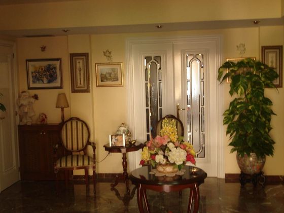 Foto 2 de Venta de casa adosada en Valdeastillas - Fuentezuelas de 5 habitaciones con terraza y piscina