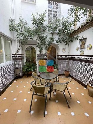 Foto 1 de Casa adossada en venda a Belén - San Roque de 6 habitacions amb terrassa i aire acondicionat