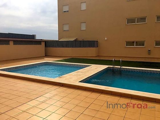 Foto 1 de Venta de piso en Náquera de 2 habitaciones con terraza y piscina