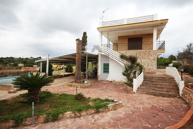 Foto 1 de Venta de chalet en Puig ciudad de 6 habitaciones con terraza y piscina