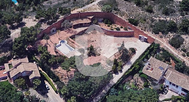 Foto 1 de Venta de terreno en Los Monasterios-Alfinach de 3455 m²