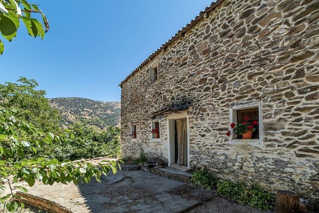 Foto 2 de Casa rural en venda a Guejar Sierra de 4 habitacions i 115 m²