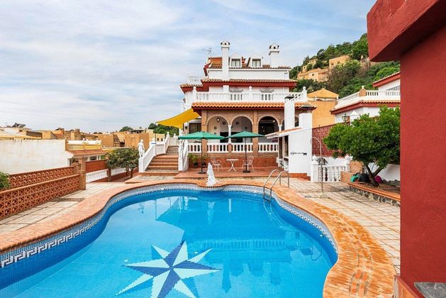 Foto 2 de Venta de chalet en Lanjarón de 6 habitaciones con terraza y piscina