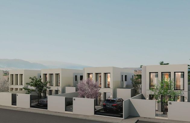 Foto 2 de Venta de chalet en Villamena de 4 habitaciones con terraza y piscina