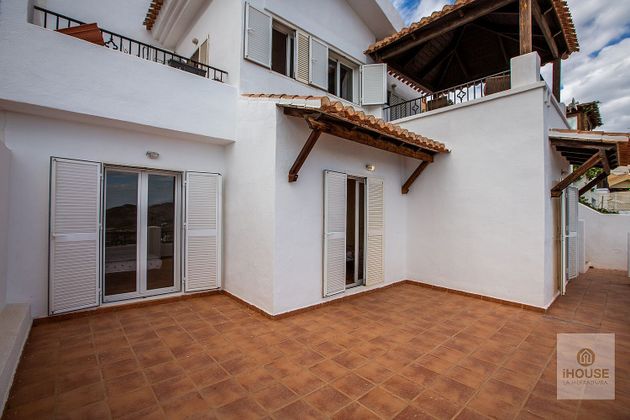 Foto 2 de Casa en lloguer a La Herradura de 5 habitacions amb terrassa i piscina
