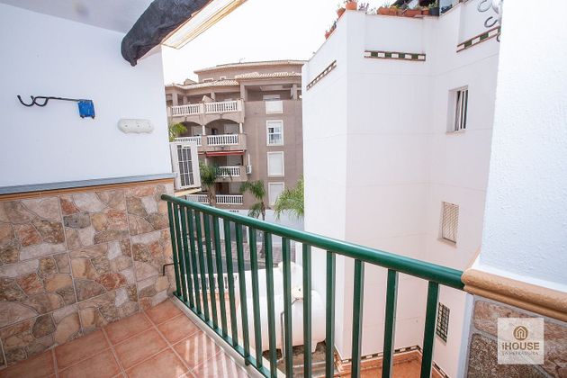 Foto 1 de Pis en lloguer a avenida Prieto Moreno de 2 habitacions amb mobles i balcó