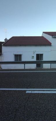 Foto 1 de Venta de casa en Castillo de las Guardas (El) de 3 habitaciones con jardín