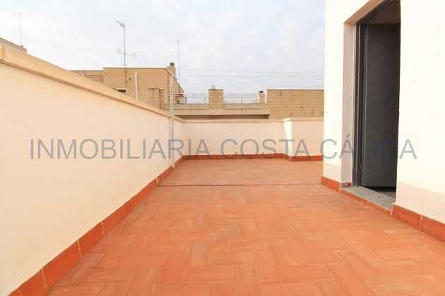 Foto 2 de Casa adossada en venda a Águilas ciudad de 4 habitacions amb terrassa i balcó