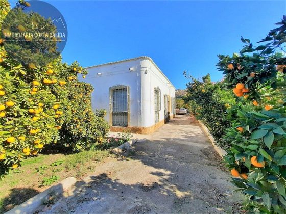 Foto 2 de Casa rural en venda a calle Diseminado Diseminados de 5 habitacions amb jardí
