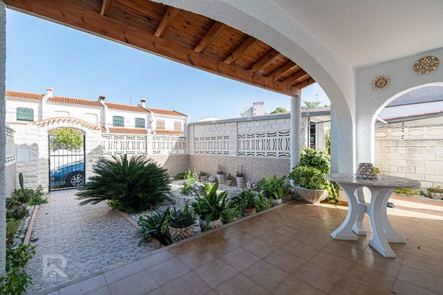 Foto 1 de Casa en venda a calle De L'amo de 3 habitacions amb terrassa i piscina