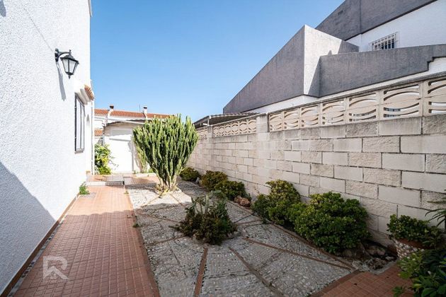 Foto 2 de Casa en venta en calle De L'amo de 3 habitaciones con terraza y piscina