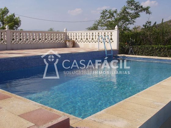 Foto 1 de Venta de chalet en Turís de 3 habitaciones con terraza y piscina