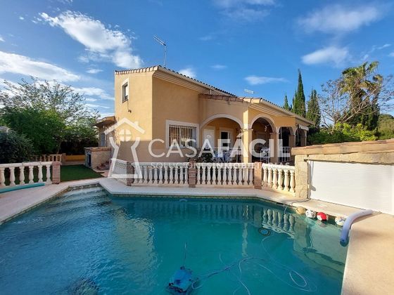 Foto 1 de Xalet en venda a Godelleta de 6 habitacions amb terrassa i piscina