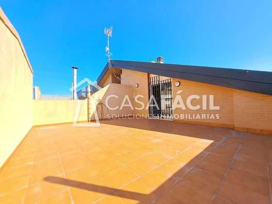 Foto 1 de Ático en venta en Picassent de 2 habitaciones con terraza y garaje