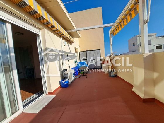 Foto 2 de Àtic en venda a Camino de Onda - Salesianos - Centro de 2 habitacions amb terrassa i garatge