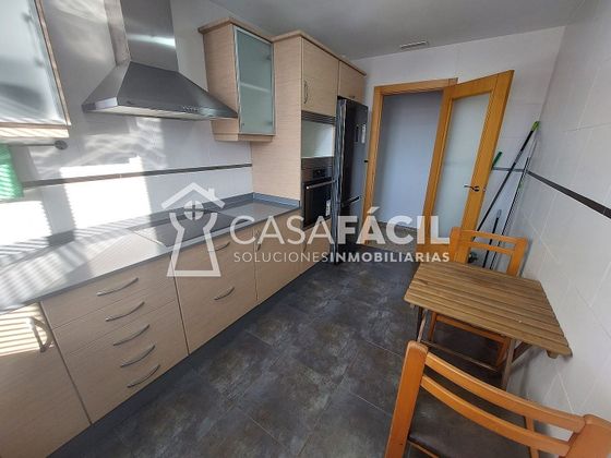 Foto 2 de Ático en alquiler en Picassent de 3 habitaciones con terraza y garaje