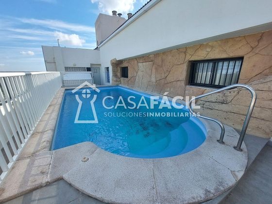 Foto 1 de Dúplex en venta en Picassent de 2 habitaciones con terraza y piscina