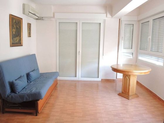 Foto 1 de Piso en venta en Jumilla de 4 habitaciones con terraza y balcón