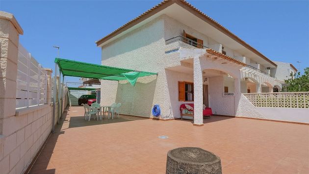 Foto 1 de Casa en venda a calle Pintor Murillo de 3 habitacions amb terrassa i piscina