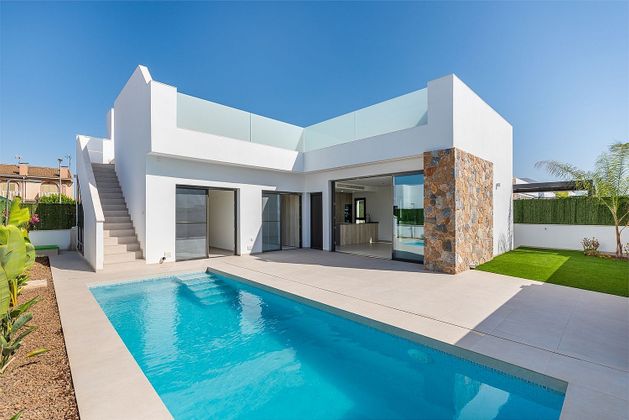 Foto 1 de Casa en venda a calle Jose de Achegaray de 3 habitacions amb terrassa i piscina