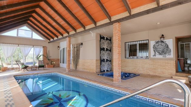 Foto 2 de Casa en venda a pasaje Palmeras de 6 habitacions amb piscina i calefacció