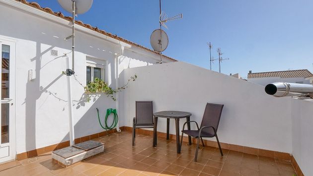 Foto 2 de Casa en venda a calle Santa Rosalía de 4 habitacions amb terrassa i calefacció