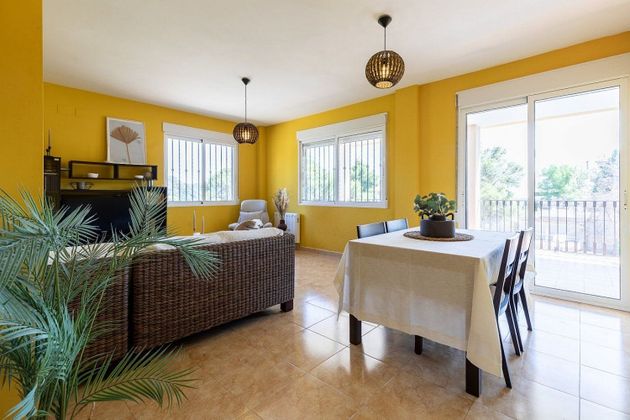 Foto 2 de Xalet en venda a Serra de 4 habitacions amb terrassa i piscina