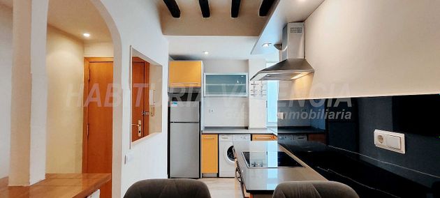 Foto 2 de Piso en alquiler en Els Orriols de 1 habitación con aire acondicionado y calefacción