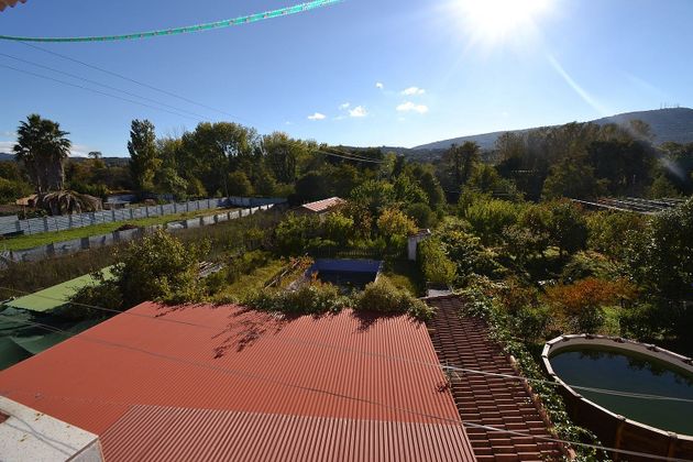 Foto 1 de Casa en venda a Plasencia de 6 habitacions amb terrassa i piscina