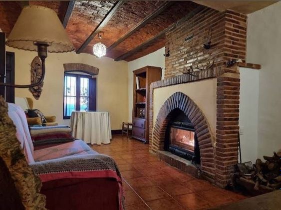 Foto 1 de Casa en venda a Cabañas del Castillo de 4 habitacions amb balcó i calefacció