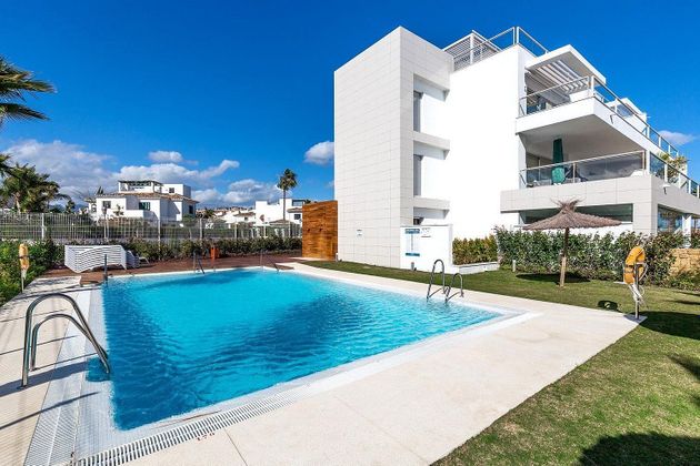 Foto 1 de Piso en alquiler en calle Jade Beach de 3 habitaciones con terraza y piscina