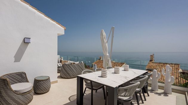 Foto 2 de Chalet en venta en calle Arena Beach Estepona de 4 habitaciones con terraza y piscina