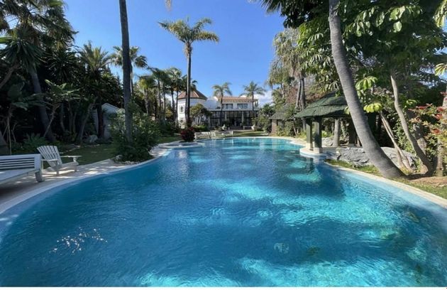 Foto 2 de Xalet en lloguer a calle Rio Verde Puerto Banus de 10 habitacions amb terrassa i piscina