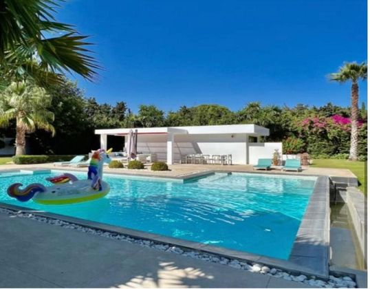 Foto 2 de Xalet en lloguer a urbanización Guadalmina Baja de 5 habitacions amb terrassa i piscina