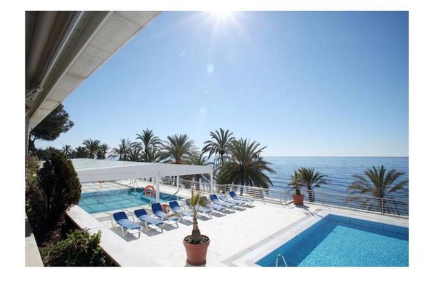 Foto 1 de Dúplex en lloguer a calle Marina Mariola de 2 habitacions amb terrassa i piscina