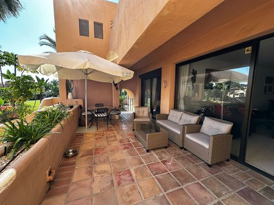 Foto 2 de Pis en lloguer a calle La Cartuja del Golf de 2 habitacions amb terrassa i piscina