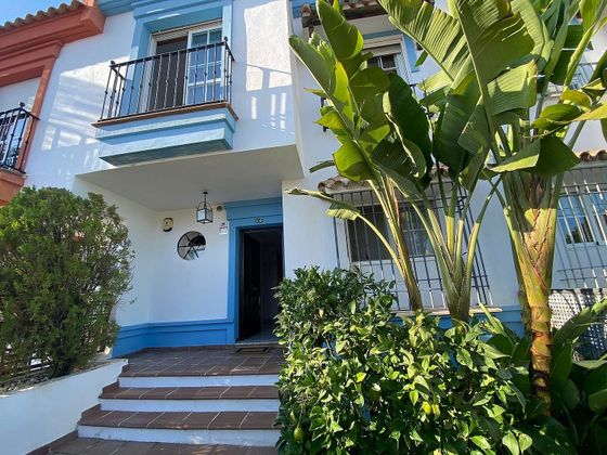 Foto 1 de Casa adossada en lloguer a urbanización Valdeolletas de 4 habitacions amb terrassa i piscina
