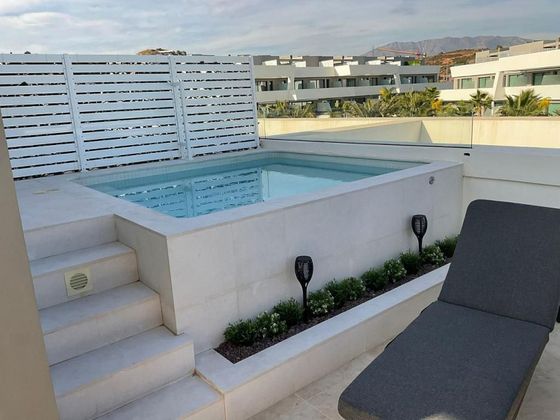 Foto 1 de Casa adossada en lloguer a calle La Cala de Mijasla Valvega de 4 habitacions amb terrassa i piscina