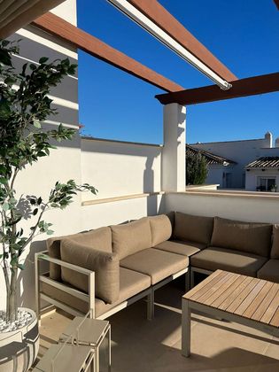 Foto 1 de Dúplex en alquiler en calle Auriga de 3 habitaciones con terraza y piscina
