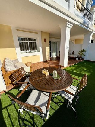 Foto 1 de Piso en alquiler en calle Aloha Garden Nueva Andalucis de 2 habitaciones con terraza y piscina