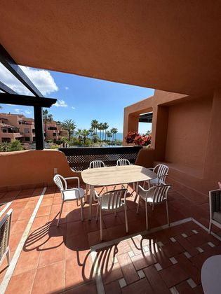 Foto 1 de Alquiler de piso en calle Casas del Padrón de 3 habitaciones con terraza y piscina