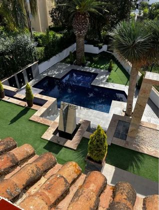 Foto 2 de Alquiler de chalet en calle De Las Encinas de 3 habitaciones con terraza y piscina