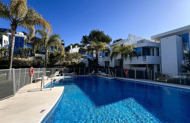 Foto 1 de Alquiler de casa adosada en calle Verdi de 3 habitaciones con terraza y piscina
