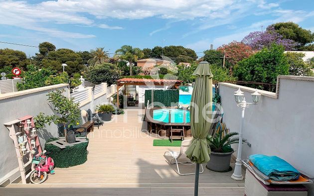 Foto 1 de Casa adosada en venta en La Cañada de 3 habitaciones con terraza y piscina