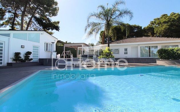 Foto 2 de Chalet en venta en La Cañada de 7 habitaciones con terraza y piscina