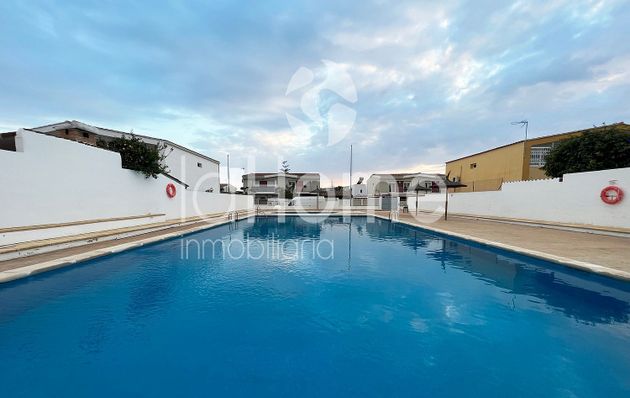 Foto 1 de Casa en venda a Rascanya de 3 habitacions amb terrassa i piscina
