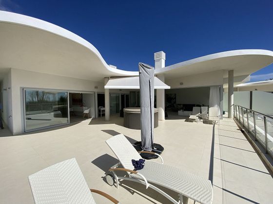 Foto 1 de Ático en venta en Zona el Higuerón de 3 habitaciones con terraza y piscina